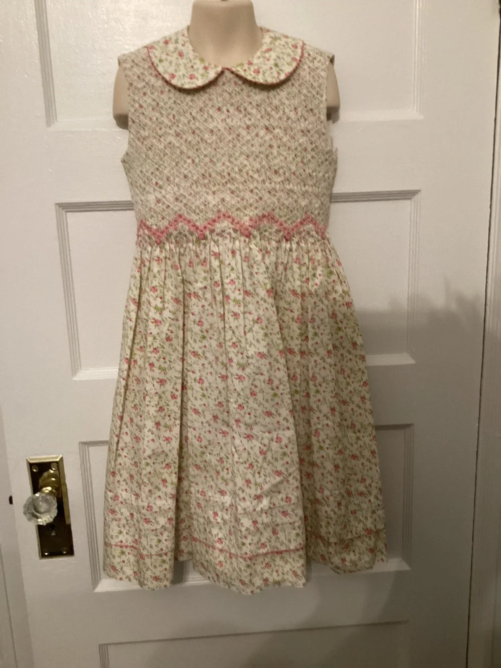 100% Cotton Cream Floral Smocked Peter Pan Collar Dress for Girls